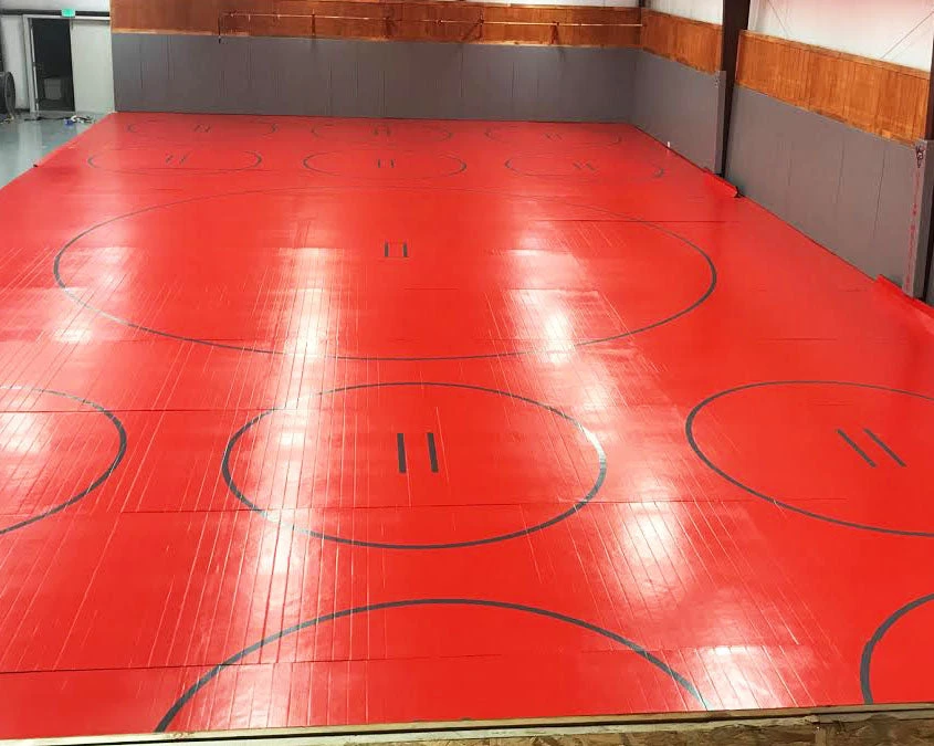 AK Athletic Equipment 30' X 30' X 1 3/8" Roll-Up Wrestling Mat 2 AK Athletic Equipment 30' X 30' X 1 3/8" Roll-Up Wrestling Mat - Image 2